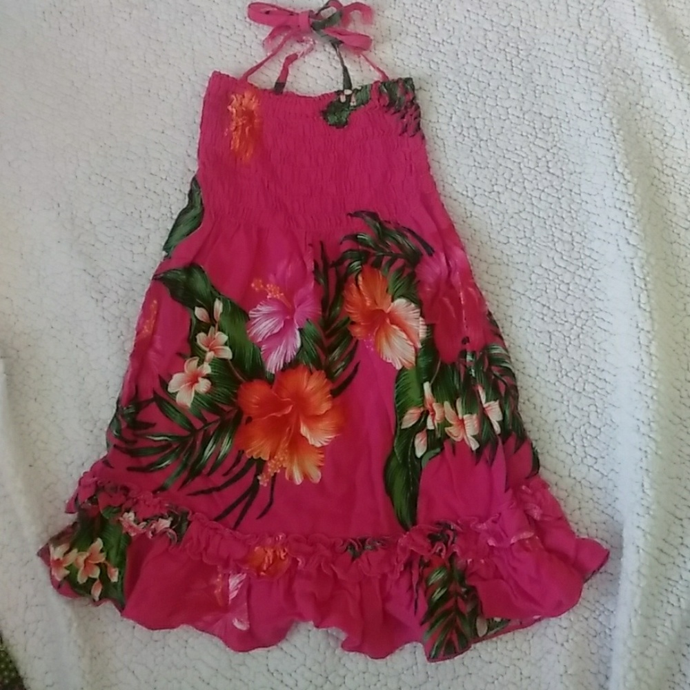 Hawaiian luau dress size 1-2. Bought in Hawaii.